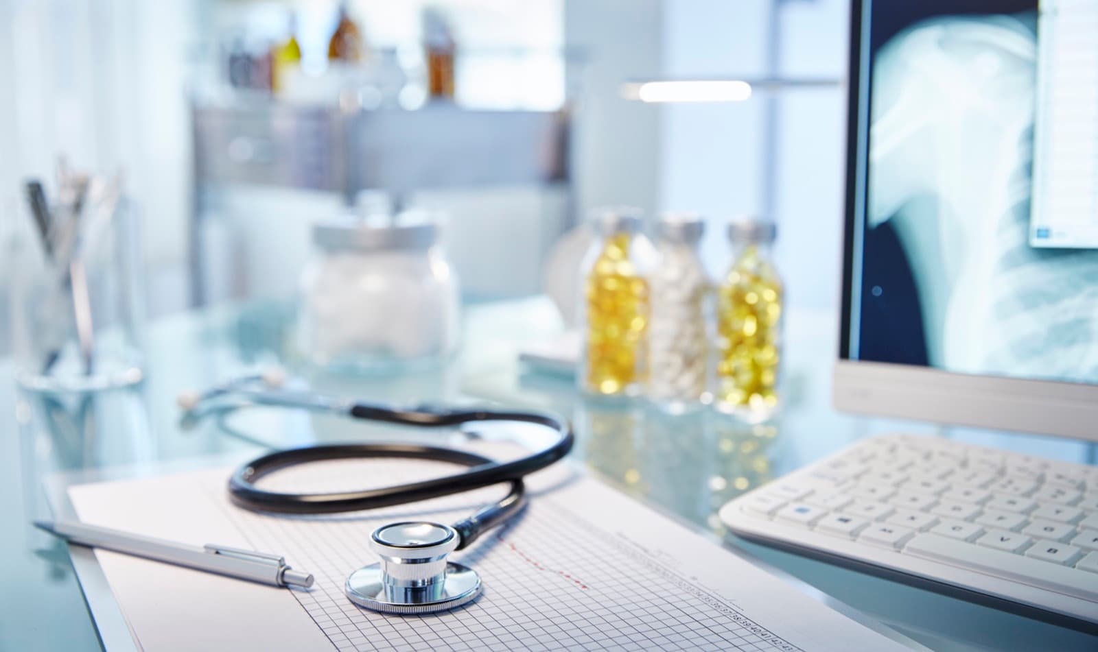 Stethoscope and diagnostic imaging workstation